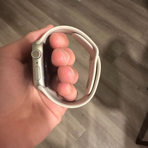 Apple Watch Series 7 41mm - Picture 2 of 2